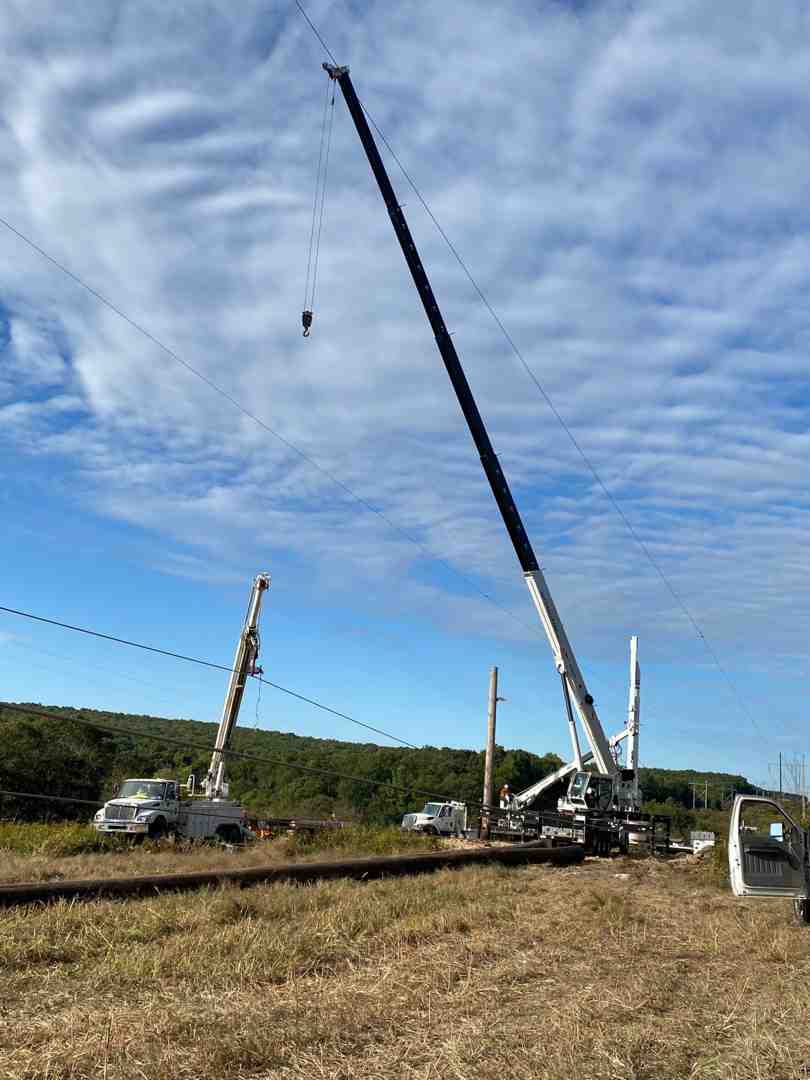 isuzu forward boom truck