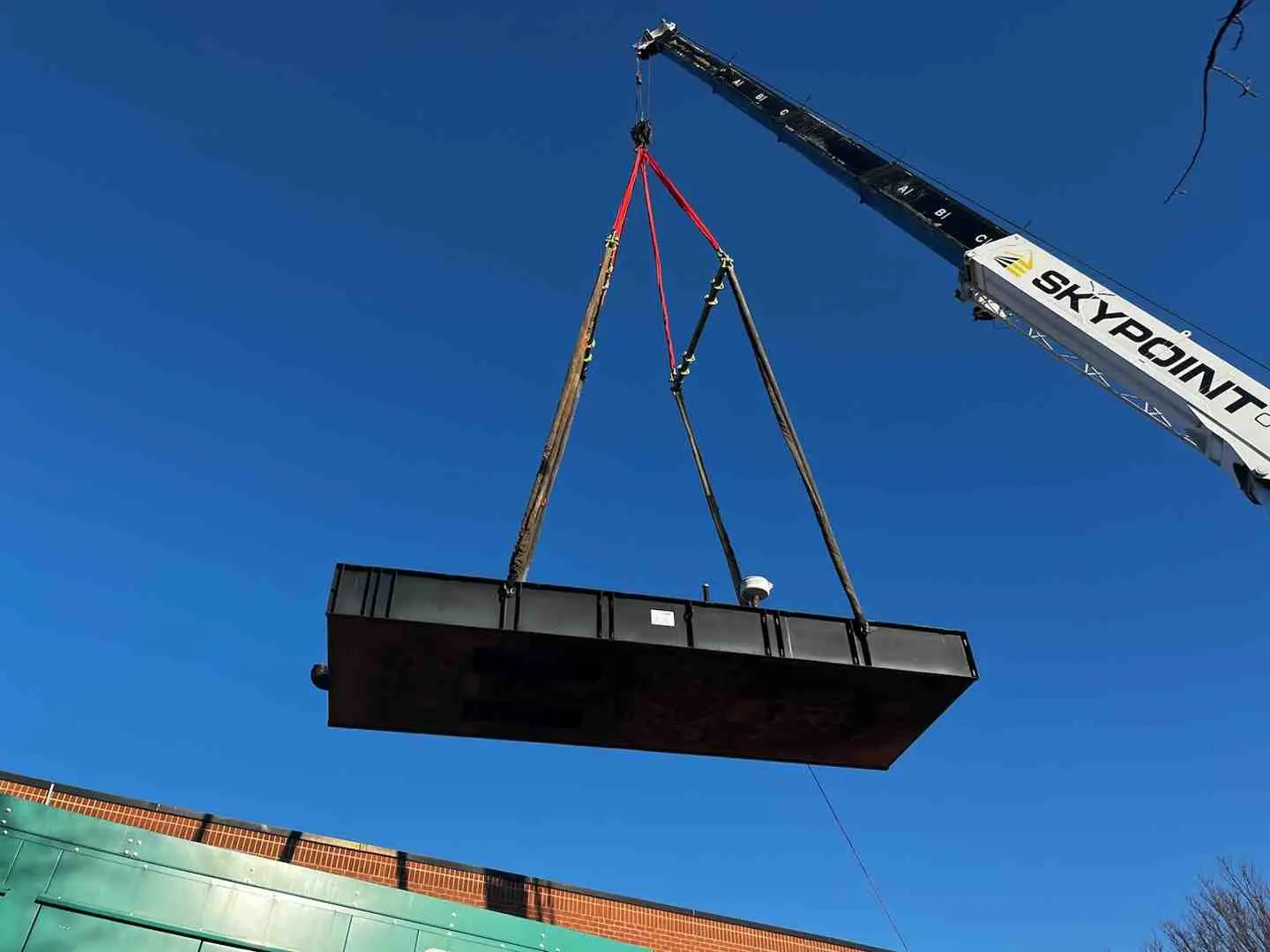 ohios-heavy-lifters-a-comprehensive-guide-to-crane-services-image | Sky Point Crane crane services in Ohio