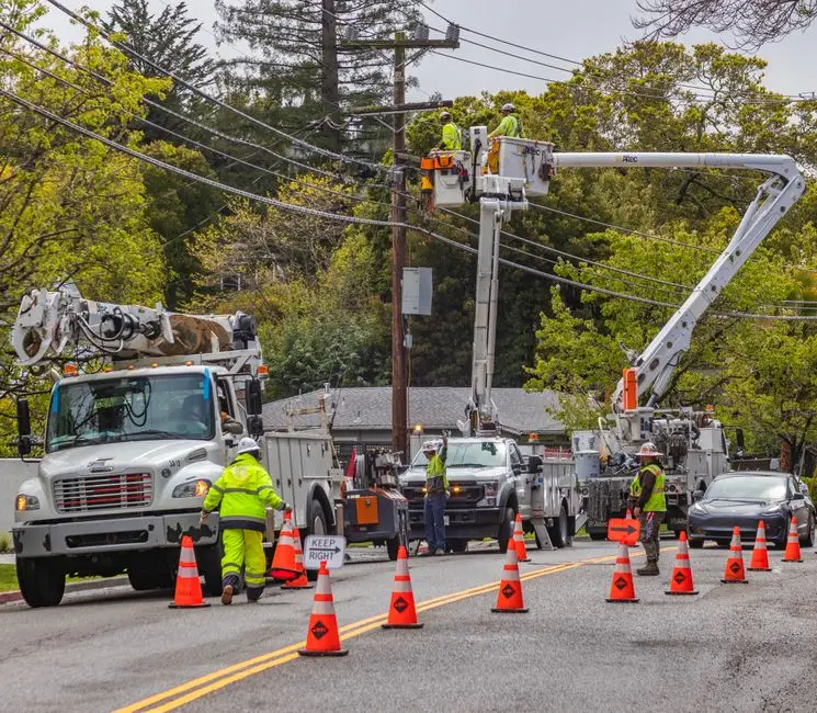 bucket truck rental at jobsite